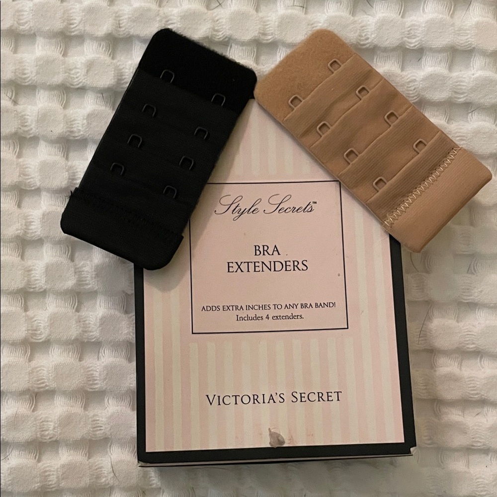 Victoria's Secret Black and Tan Bra Extenders z17